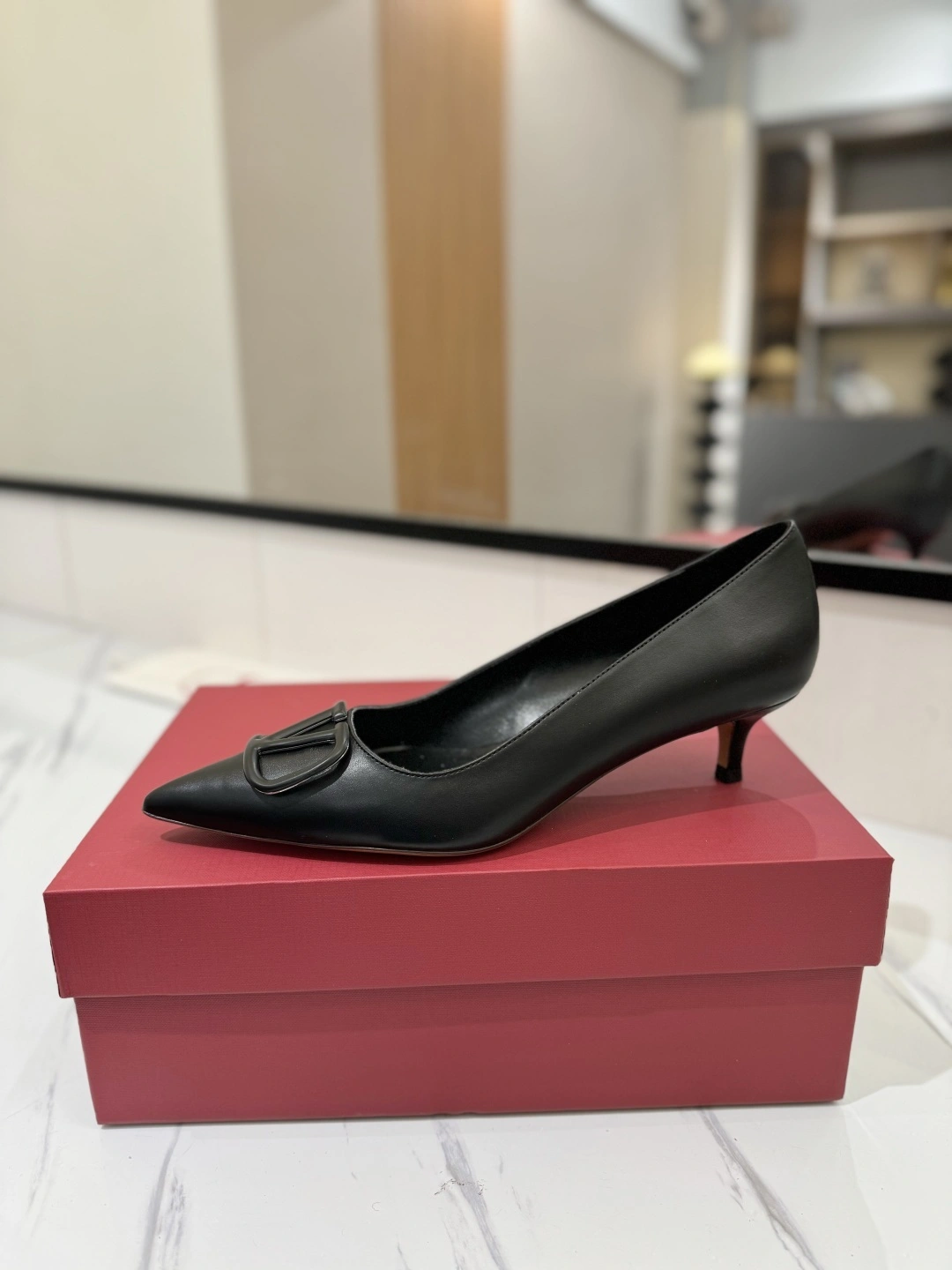 COCO-- V1859ti9o WW2S0Q63MZF0NO Heel height：4.5CM goatskin Calfskin item:E-X138C3027